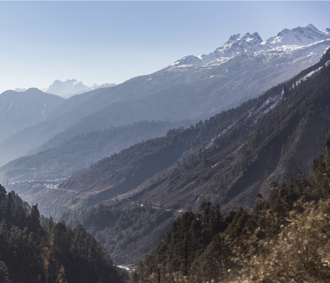 Day 05: Trek from Jakthang to Yabuk (4,100m)