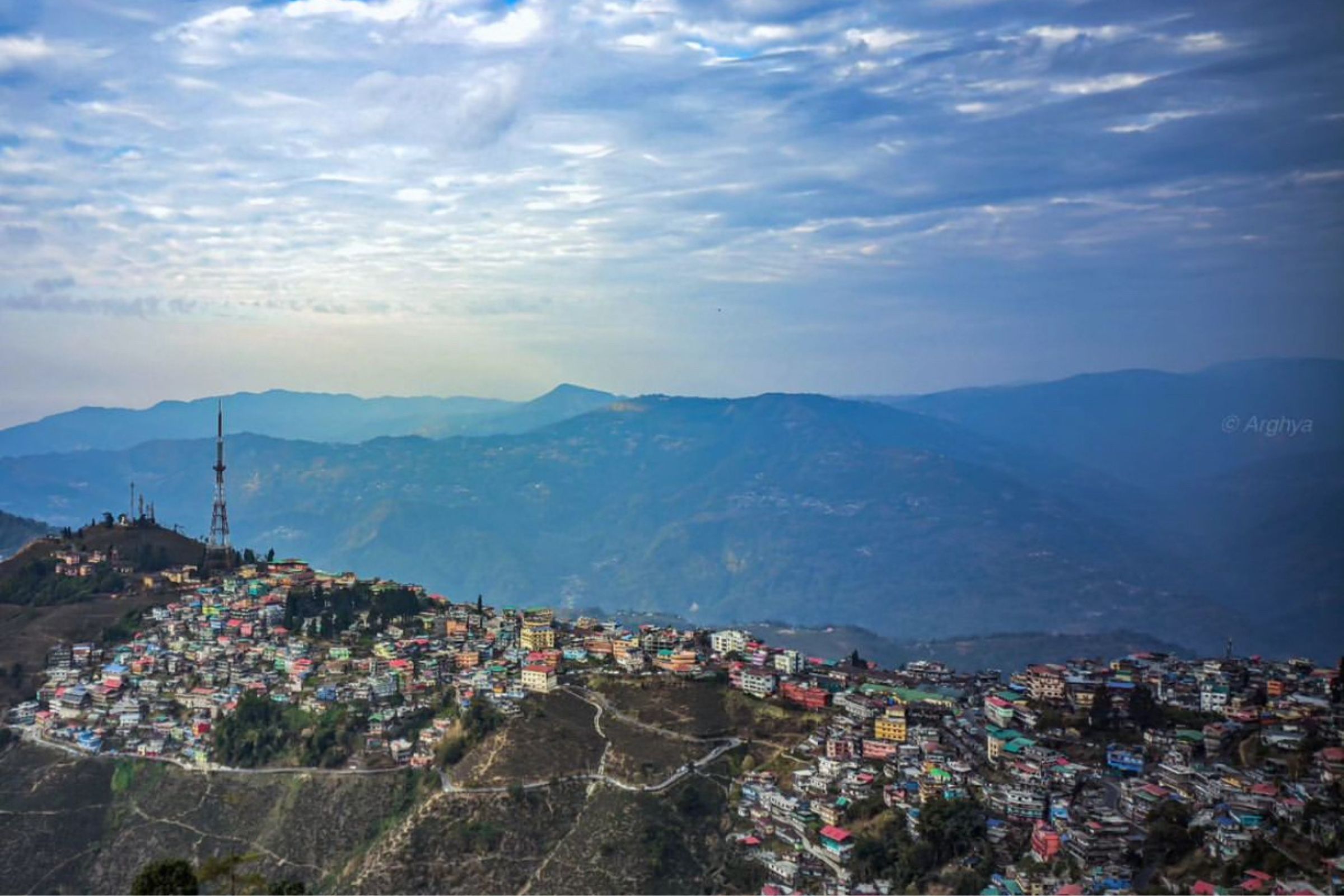 Finding Your Perfect Rooms in Kurseong with Tourbix